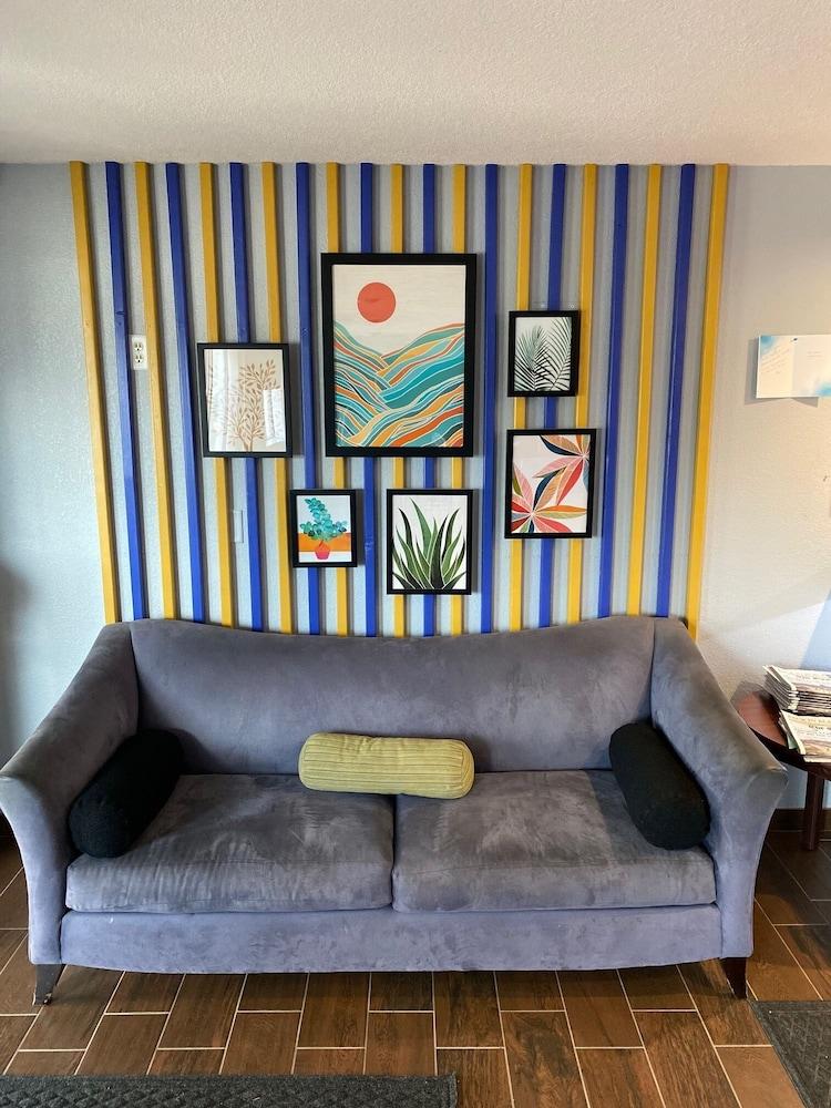 American Inn Cedar Rapids South Εξωτερικό φωτογραφία